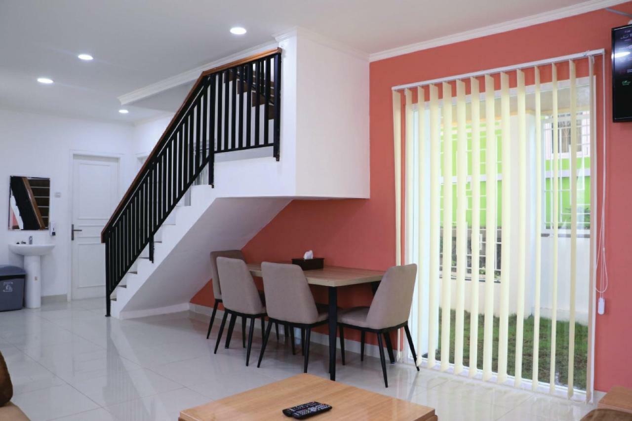 Diyar Villas Puncak K2/29 Buitenkant foto